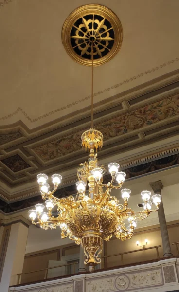 lustr - Besední dům Ivančice