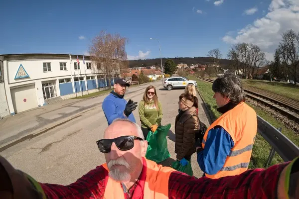 Ukliďme Česko a Ivančice 2026